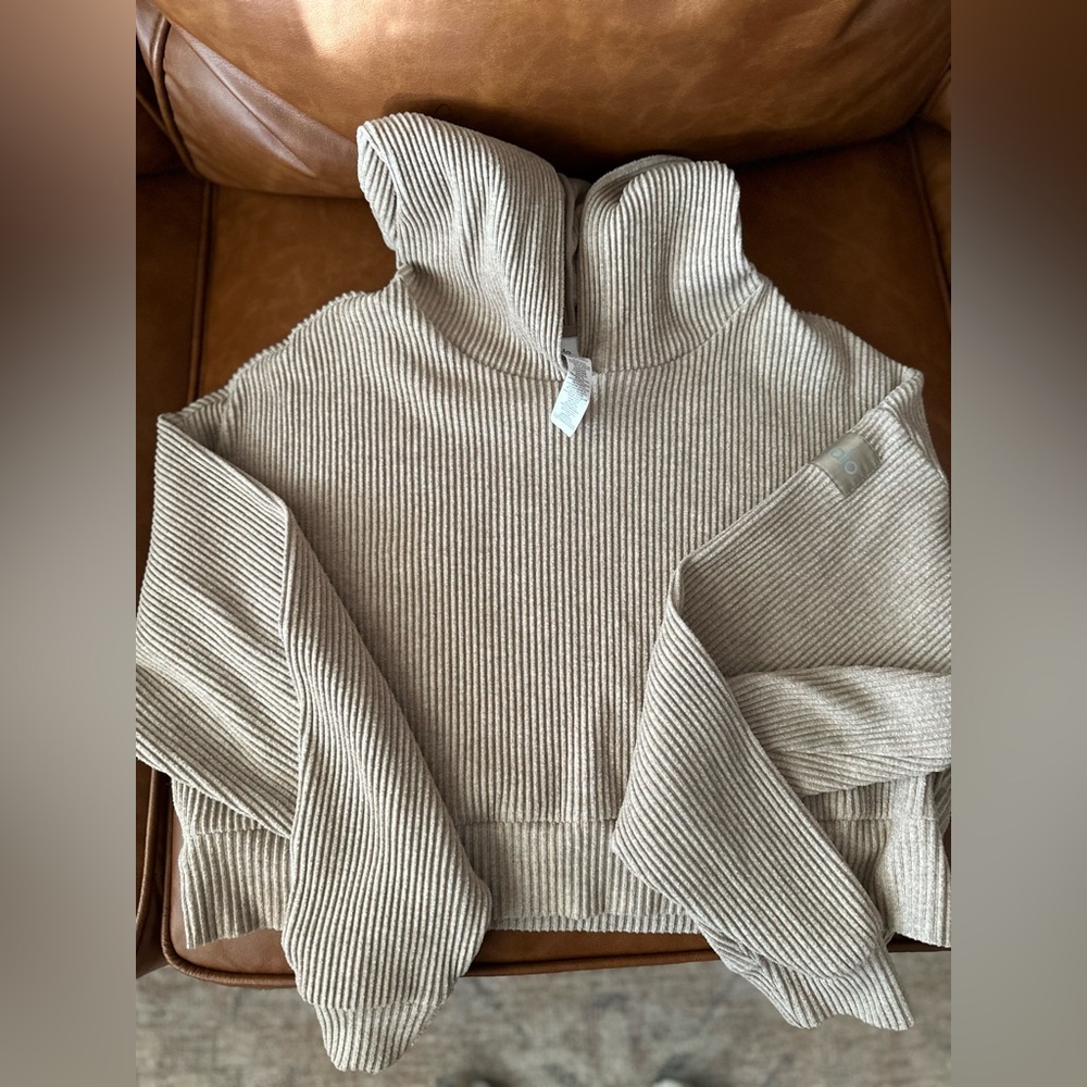 Alo Yoga Muse Ribbed Hoodie Sweatshirt size small - Heather gravel